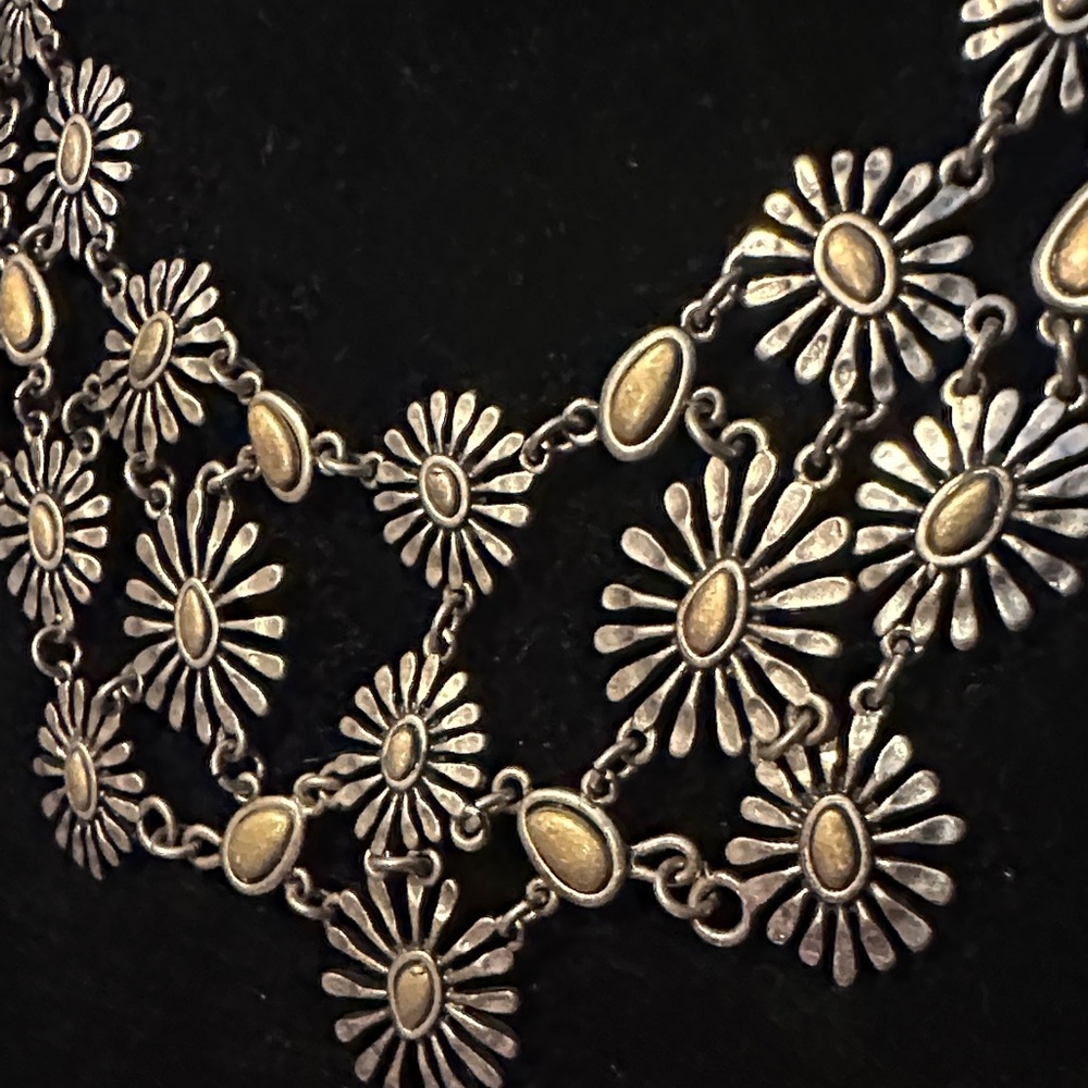 Lucky Brand Silver and Gold Floral Necklace - Picture 3 of 4